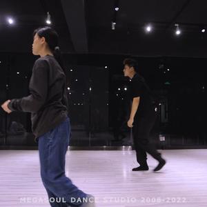 爱就一个字 album art